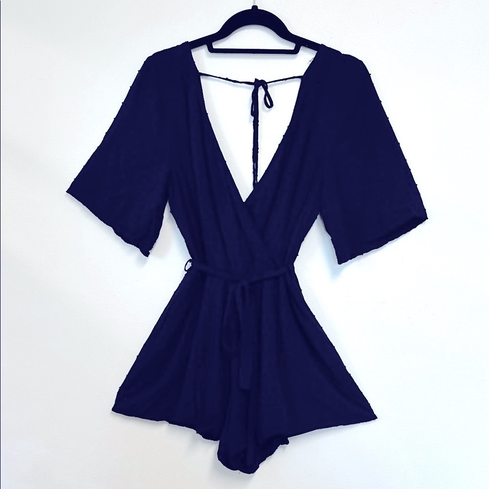 Francesca’s Mi Ami Embellished Polka Dots Women’s Size M Blue Rayon Lined Romper